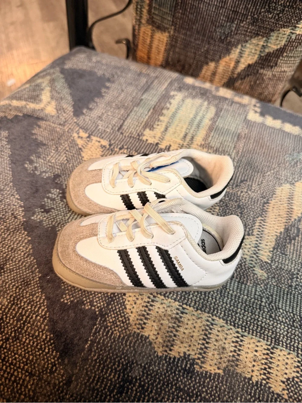 adidas Kids White, Black & Gray Classic Trainer